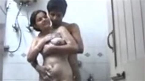 Voluptuous Brunette Indian Beauty Gets Fucked By A Massive Dick