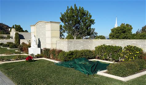 Paul Walkerss Grave Photo