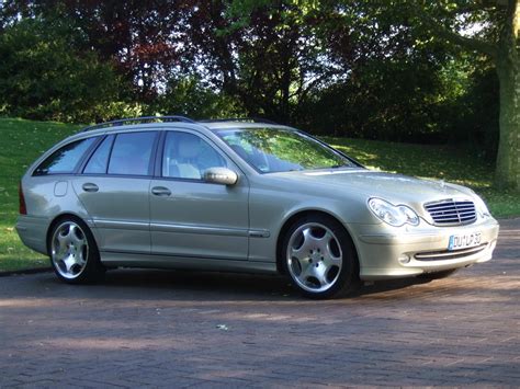 C 320 T Designo W203 : Biete