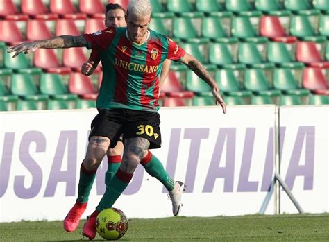 Ternana Tra I Pali In Arrivo Falcone E Luned La Grande Sfida A Bologna