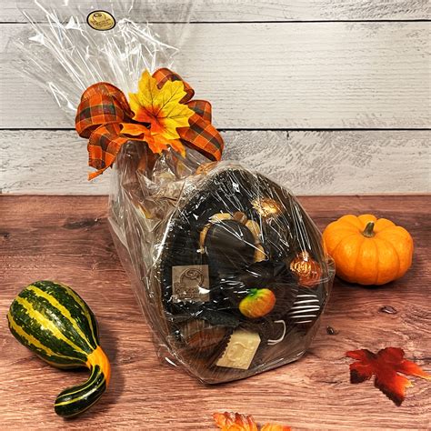 Large 3 Pound Chocolate Filled Thanksgiving Cornucopia - The Chocolate ...