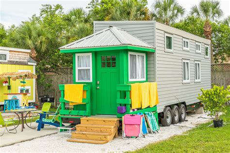 Colorful-Tiny-House-Beach-Resort-Sarasota-Florida_7 | iDesignArch ...