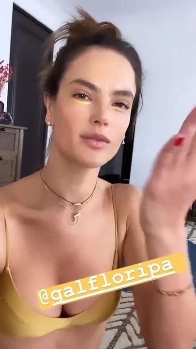 Alessandra Ambrosio à poil vidéos porno et sex tapes xHamster