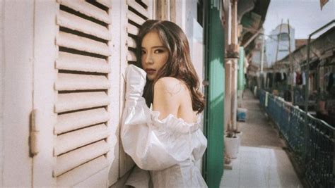 Lyly: Khi âm nhạc là những giai điệu ngọt ngào của người trẻ - ReveLogue