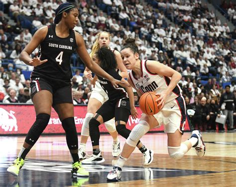 Uconn S Lou Lopez S N Chal Has Wnba Potential After This Season