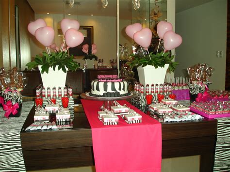 M Gica Festa Ch De Lingerie