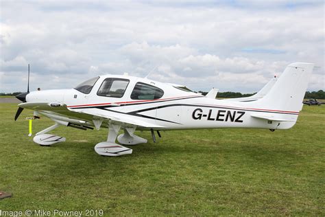 G LENZ 2016 Build Cirrus SR20 At Turweston During The 2 Flickr