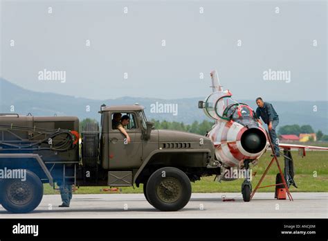 Croatian Air Force Mig 21 Umd Stock Photo Alamy