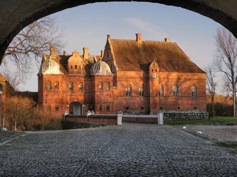 17 Best images about Danish Castles and Manors on Pinterest | Baroque ...