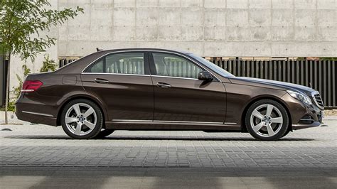 Как менялся мерседес е класса - 81 фото