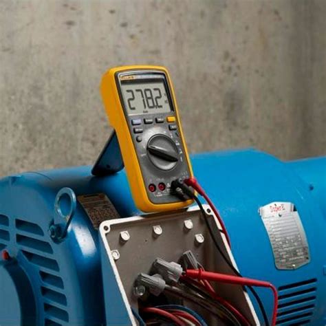 FLUKE 17B+ мультиметр купить по низкой цене в Москве, 4404246