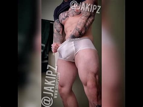 Jakipz Frotando Su Enorme Bulto En Ropa Interior Blanca XVIDEOS