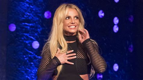 Britney Spears Shows Off Twerking Skills In Mini Dress In New Video Hollywood Life