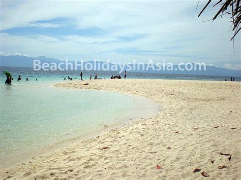 Moalboal White Beach - Beach Holidays in Cebu