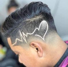 9 ideas de Greca corazón fade grecas en el pelo diseños de cabello