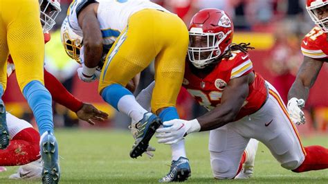 How Kc Chiefs Defense Beat Clever La Chargers Offense Scheme Kansas