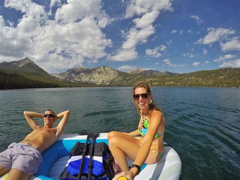 Shooting Stars Squirting Salmon And Hot Springs NON STOP TRAVELLING