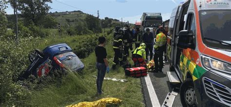 Finisce Fuori Strada Sullasti Mare Il Pulmino Dellastro Cinque