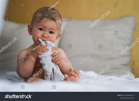 Cute Naked Almost One Year Old Stock Photo Shutterstock