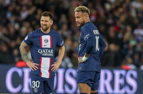 Neymar Jr Dan Lionel Messi Masuk Jajaran 10 Besar Pencetak Gol Aktif