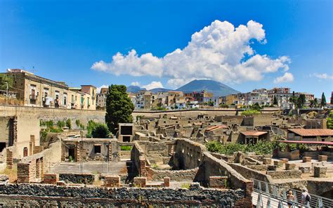 Herculaneum Opening Hours and Best Time to Visit