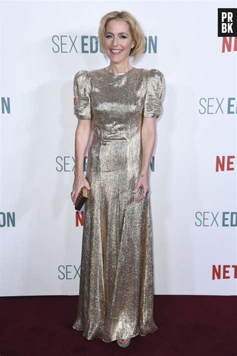 Photo Gillian Anderson lors de la première de la saison de la série télévisée Netflix Sex