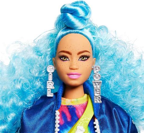 Barbie Extra Curly Blue Hair — Dondino