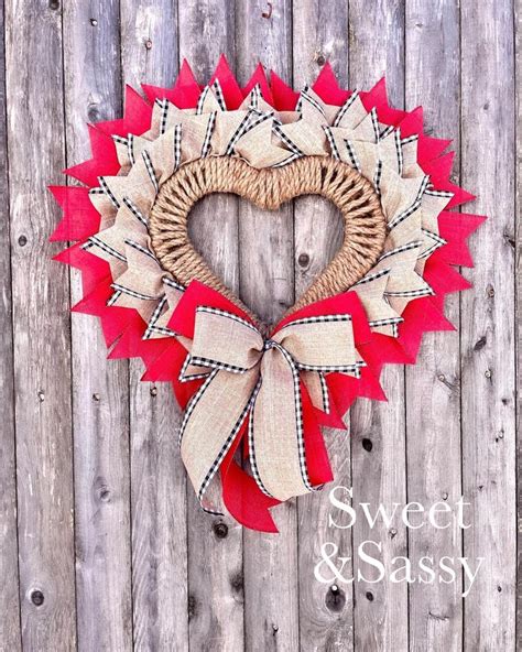 Heart wreath | Valentine day wreaths, Valentine wreath, Heart wreath