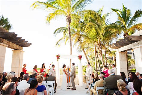 Ritz-Carlton Sarasota Beach Club Outdoor Ceremony