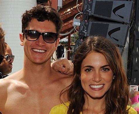 Celebrities That Have Some Pretty Hot Siblings Barnorama