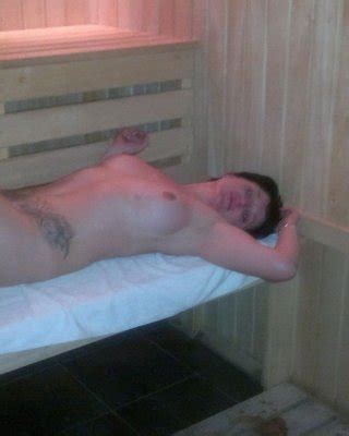 Amateur Wifes Posing Naked Porn Pictures XXX Photos Sex Images PICTOA