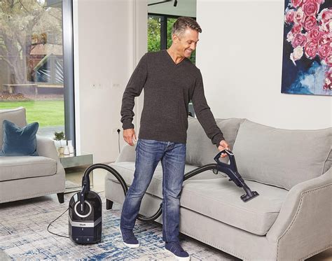 Quick Review Of The Best Bagless Canister Vacuum Cleaners Smart