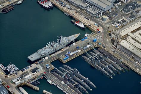 Rx Royal Navy Type Frigate Hms Monmouth And De Ac Flickr