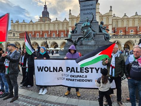 W Warszawie i Krakowie odbyły się wiece poparcia dla Palestyny