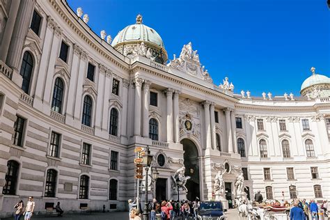 visit vienna traveling summer