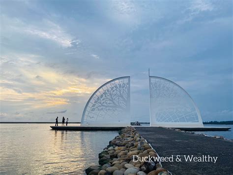 【台南將軍】青鯤鯓網美景點「生命之樹」海上純白雙面扇形地景藝術美拍取景角度極力推薦－阿萍and阿裕 玩樂誌｜痞客邦