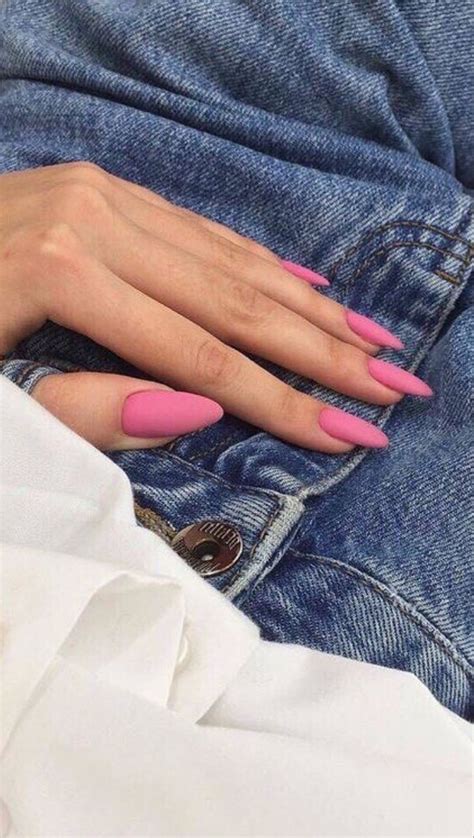 Pin af Ruhanee på Nails Trendy negle Neglelak ideer Negledesign