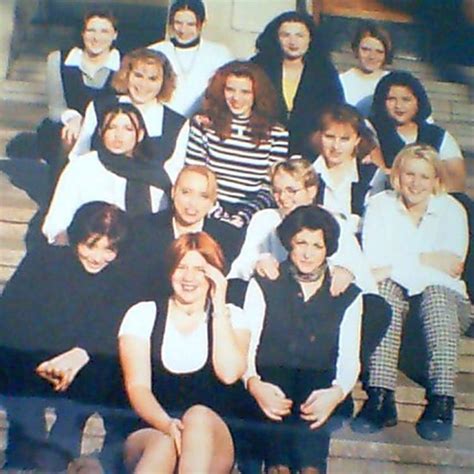 Photo de classe Coim coiffure de 1995 Lycée Gay lussac Copains d avant