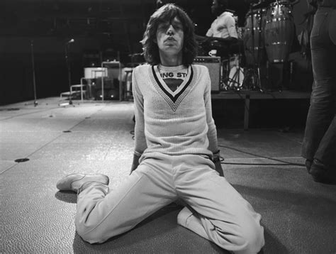 30 Rare and Amazing Vintage Photographs of a Young Mick Jagger From the ...