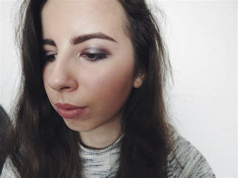 Grey Eyes Nude Lips Timewithyana