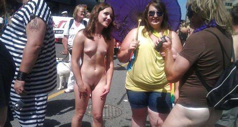 Totally Nude Gal At Pride In Toronto Zb Porn