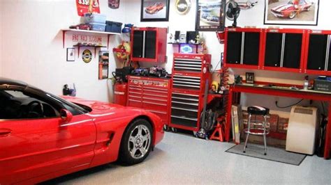 6 Best Garage Shop Stools to Keep You Comfortable at Work