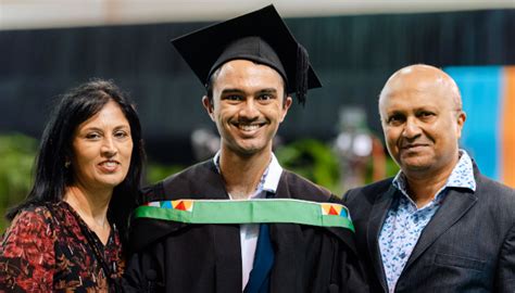 UKZN NdabaOnline