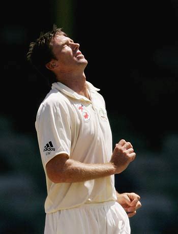 The frustration begins to show on Glenn McGrath | ESPNcricinfo.com