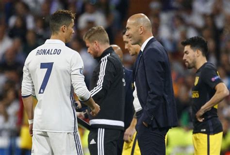 Ronaldo Gagal Bikin Gol Zidane Inilah Sepak Bola