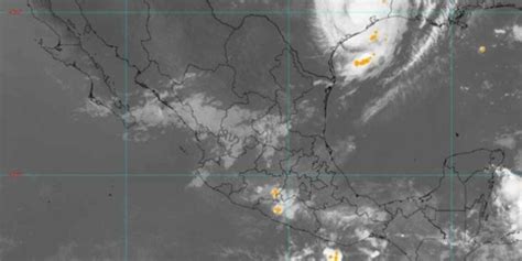 Onda Tropical 8 Traerá Lluvias Con Posible Caída De Granizo