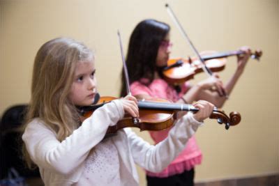 Suzuki Violin Lessons at Knight Music Academy in Lake Zurich, Illinois