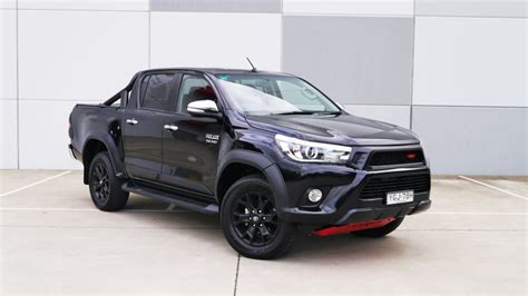 2017 Toyota Hilux Sr5 Trd Sports Pack Review Hey Babe Take A Walk On