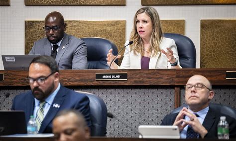 Indianapolis City-County Council approves curfew changes