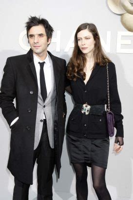 PHOTOS Il Y A 13 Ans Samuel Benchetrit Roucoulait Avec Anna Mouglalis